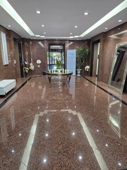 More Photos Of 6210 Campbell Rd, Dallas Office For Lease