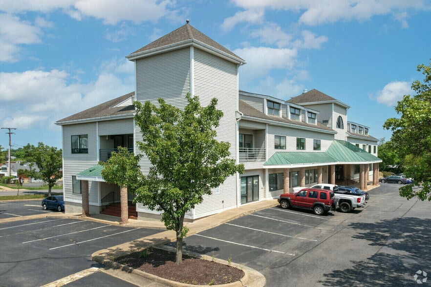 More Photos Of 602 S King St, Leesburg Medical For Lease