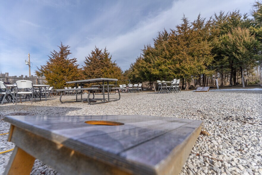 More Photos Of 43937 Highway 36, Monroe City General Retail For Sale