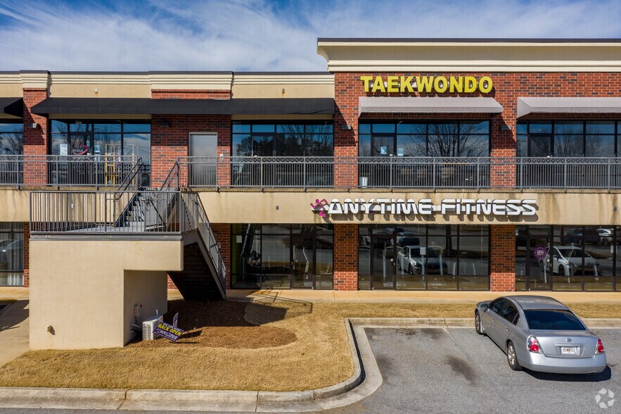 More Photos Of 302 Satellite Blvd NE, Suwanee General Retail For Lease