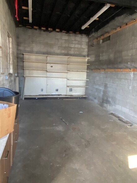 More Photos Of 85 E Fulton St, Gloversville Auto Repair For Sale