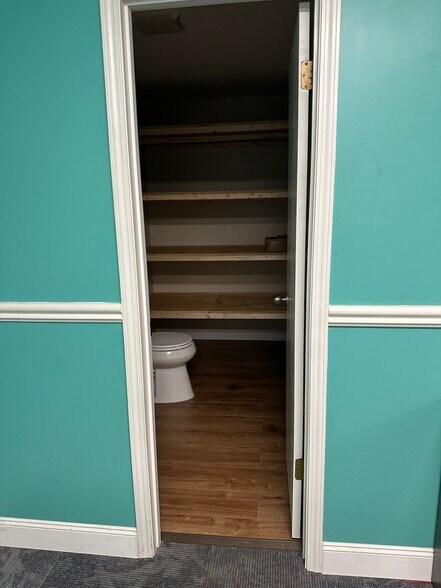 More Photos Of 10569 Lem Turner Rd, Jacksonville Medical For Sale