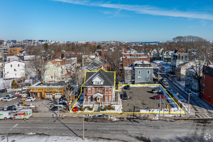 More Photos Of 196-200 Warren St, Roxbury Funeral Home For Sale