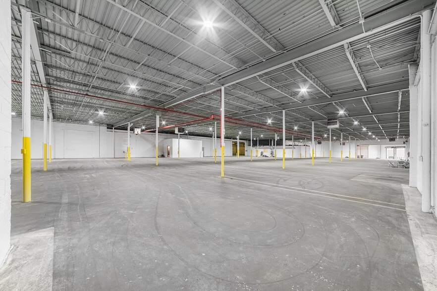 More Photos Of 799 E 73rd St, Cleveland Warehouse For Lease