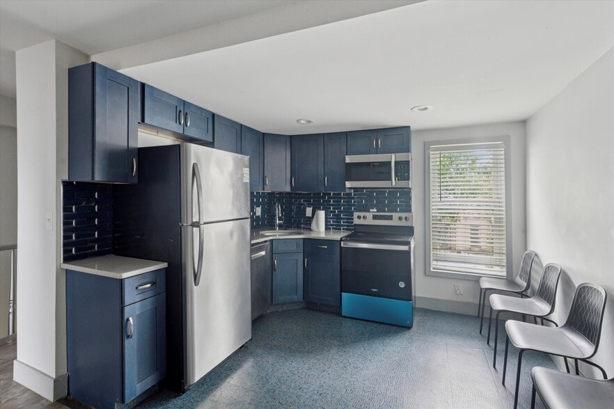 More Photos Of 1604 Ridge Ave, Philadelphia Apartments For Sale