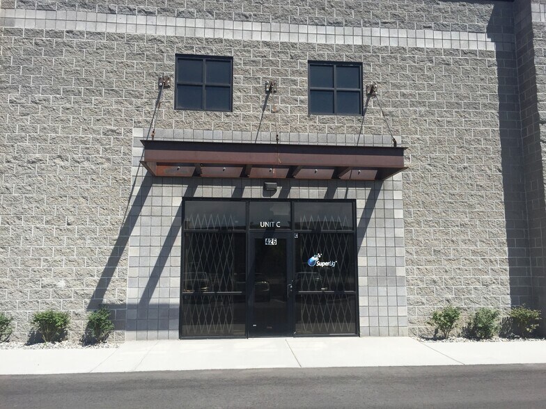 More Photos Of 426 E 1750 N, Vineyard Warehouse For Lease