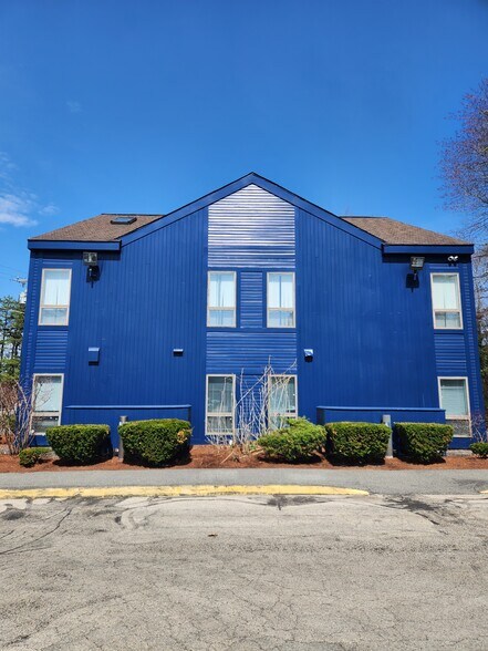 More Photos Of 29 Riverside St, Nashua Medical For Sale