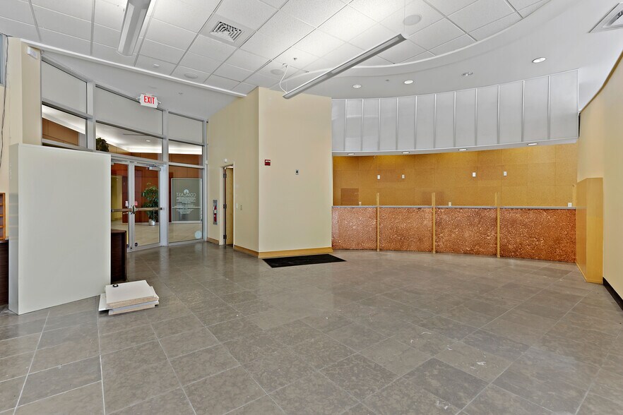 More Photos Of 221 W Philadelphia St, York Office For Sale