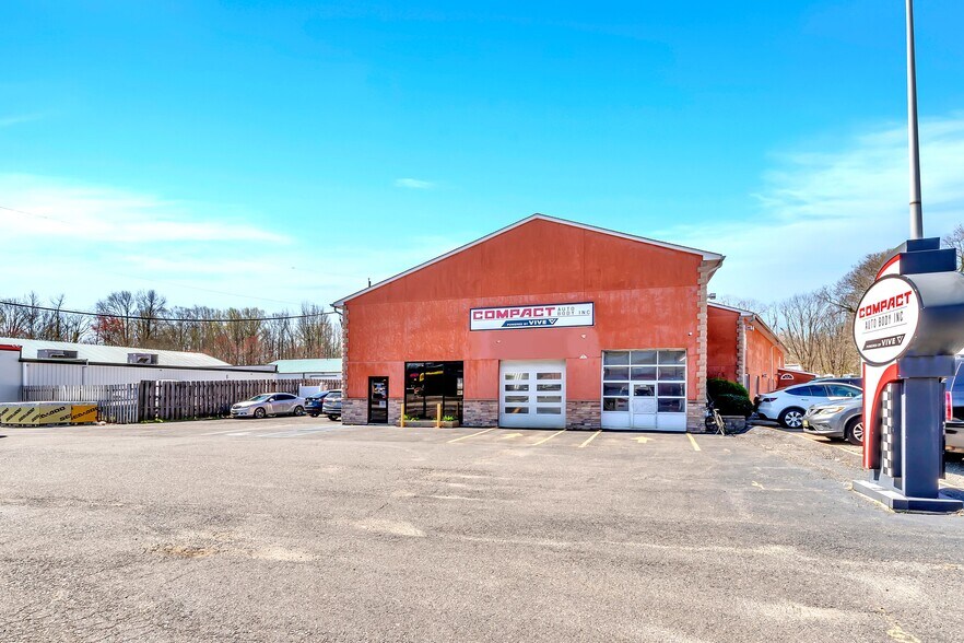 More Photos Of 660 Highway 35, Middletown General Retail For Sale