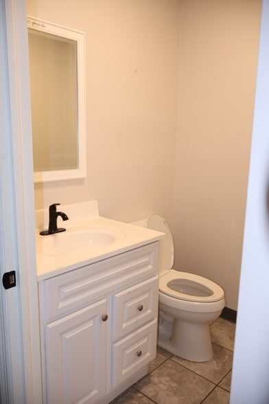 More Photos Of 13555 Automobile Blvd, Clearwater Medical For Lease