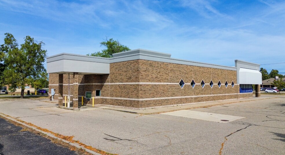 More Photos Of 51037 Van Dyke Ave, Shelby Township Drugstore For Sale