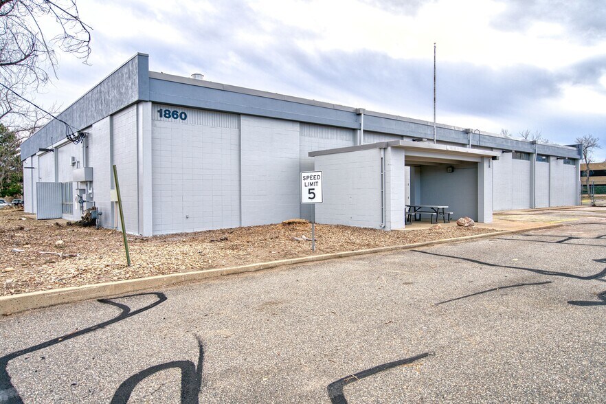 Primary Photo Of 1860 38th St, Boulder Distribution For Lease