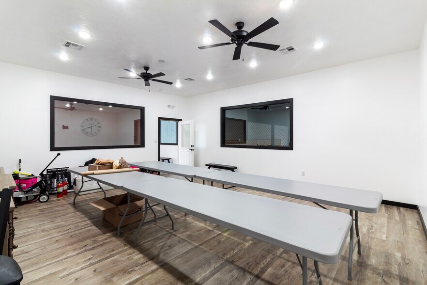 More Photos Of 2762 State Highway 21 E, Caldwell Warehouse For Sale