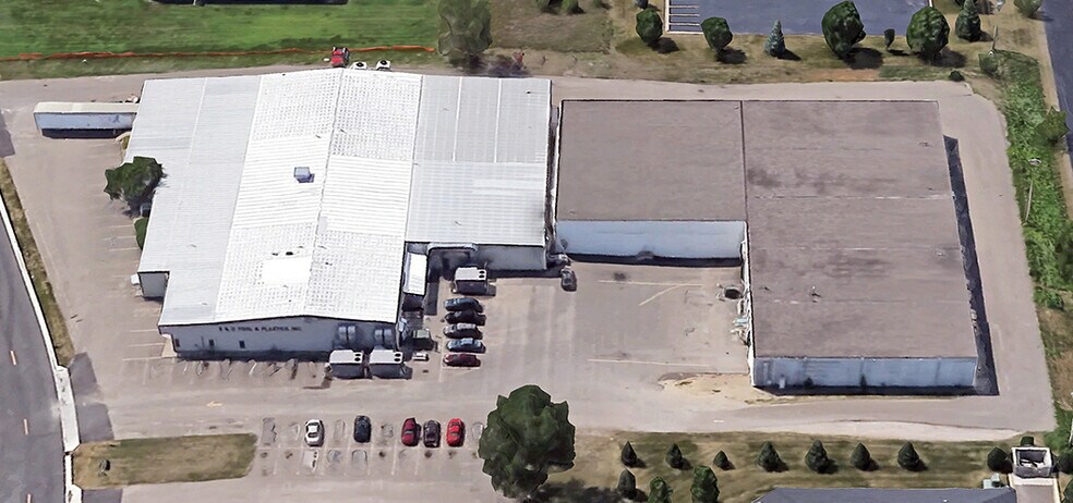 More Photos Of 19178 Industrial Blvd NW, Elk River Manufacturing For Sale