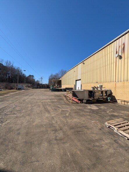 More Photos Of 641 Unitech Dr, Jackson Manufacturing For Sale