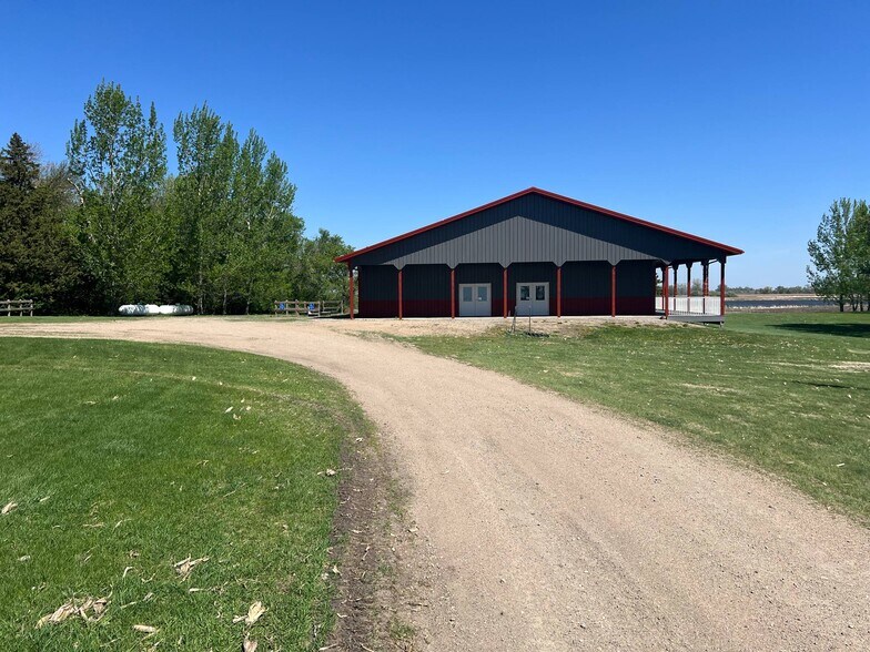 More Photos Of 24496 80th Ave N, Hawley Specialty For Sale