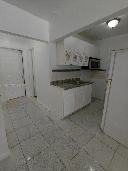 More Photos Of 2140 NW 1st Ter, Miami Apartments For Sale