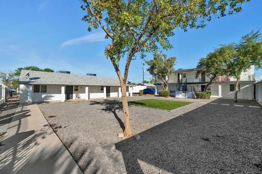 Primary Photo Of 312 E Kinderman Dr, Avondale Apartments For Sale