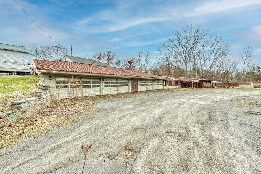 More Photos Of 1506 Empire Blvd, Webster Industrial For Lease