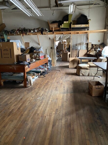 More Photos Of 4017 Liberty Ave, Pittsburgh Office For Sale