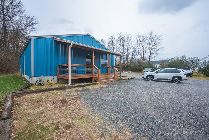 More Photos Of 19462 Lee Hwy, Abingdon General Retail For Sale