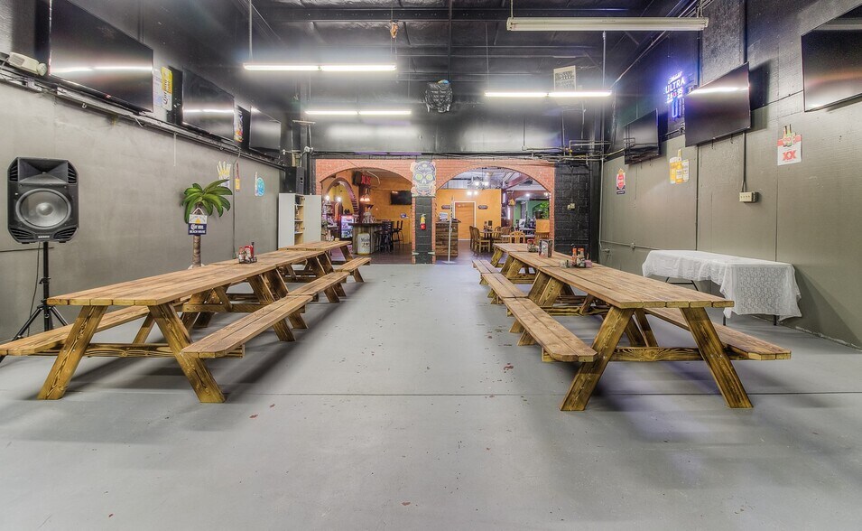 More Photos Of 1319 E 1st Ave, Zillah Restaurant For Sale