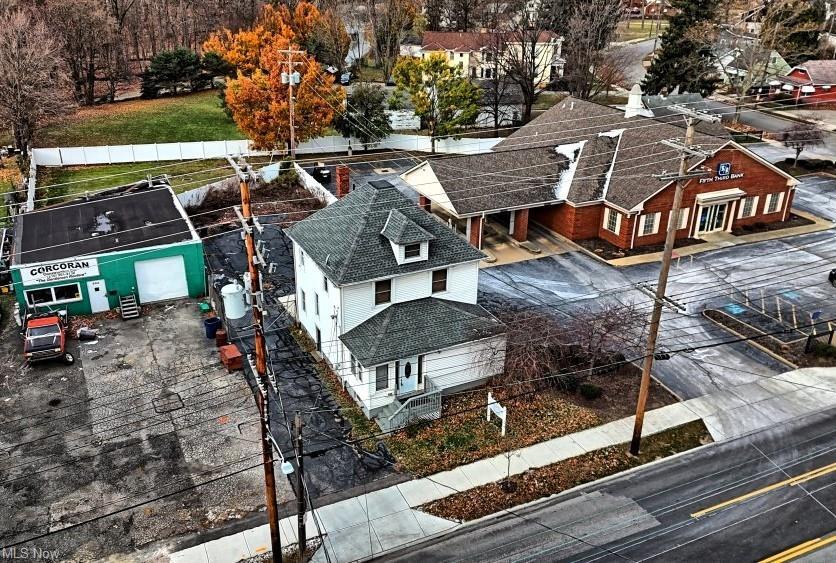 Primary Photo Of 988 E 185th St, Cleveland Office For Sale