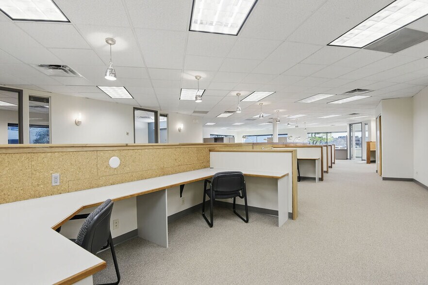 More Photos Of 6070 Greenwood Plaza Blvd, Greenwood Village Office For Sale