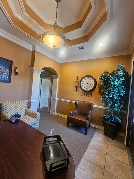 More Photos Of 7607 Fern Ave, Shreveport Office For Lease