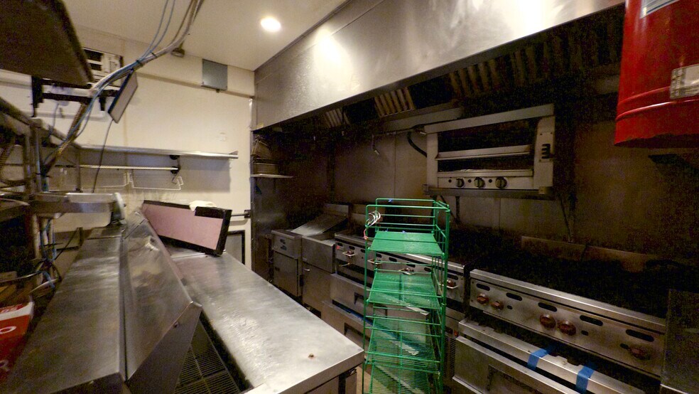 More Photos Of 4265 Rice St, Lihue Storefront For Lease