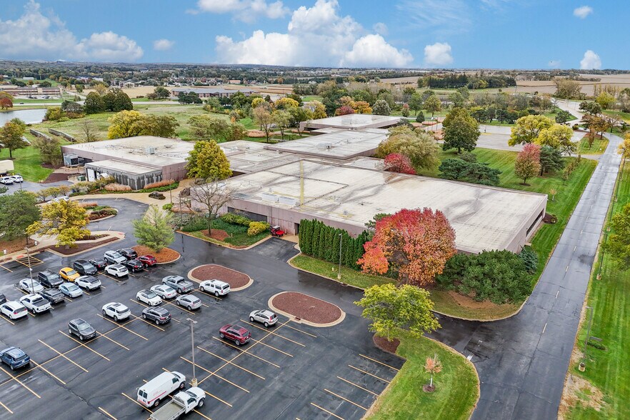 More Photos Of 2000 Heritage Way, Waverly Office For Sale