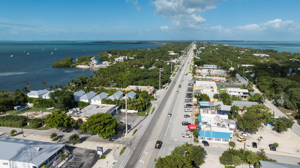 More Photos Of 81901 Overseas Hwy, Islamorada Restaurant For Sale