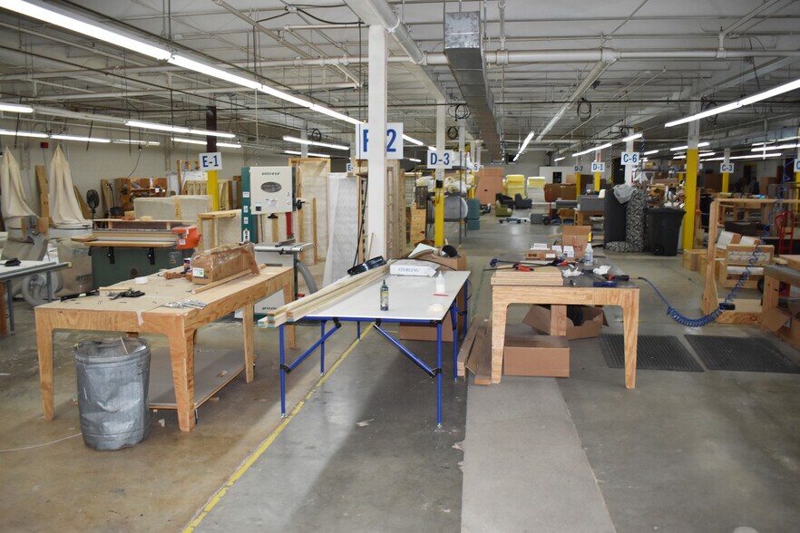 More Photos Of 100 E Newberry Ave, Liberty Manufacturing For Lease