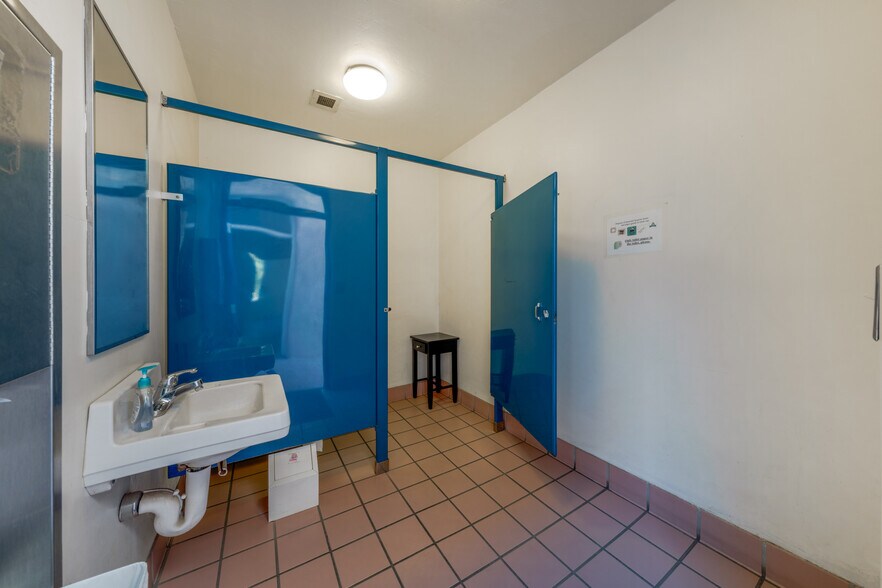 More Photos Of 330 S Convent Ave, Tucson Office For Lease