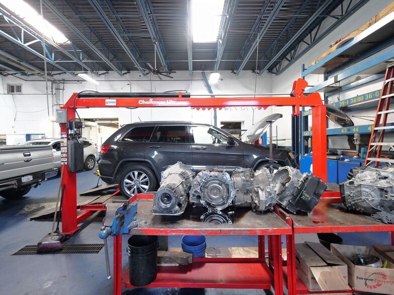 More Photos Of 5000 W Cermak Rd, Cicero Auto Repair For Sale