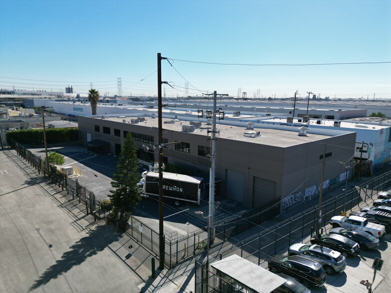 Primary Photo Of 2430-2438 E 11th St, Los Angeles Warehouse For Lease