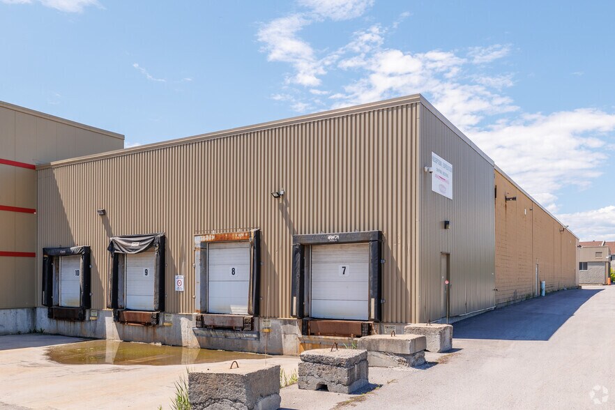 More Photos Of 20 Rue Sicard, Sainte-therese Warehouse For Lease