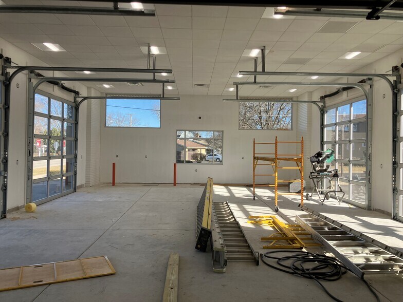 More Photos Of 310 Section Line Rd, Manteno General Retail For Lease