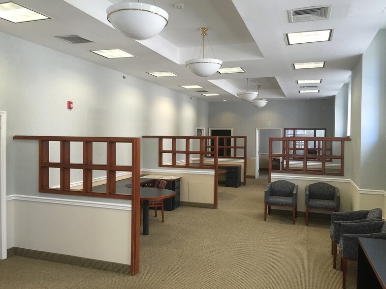 More Photos Of 235 Main St, Hackensack Office For Lease