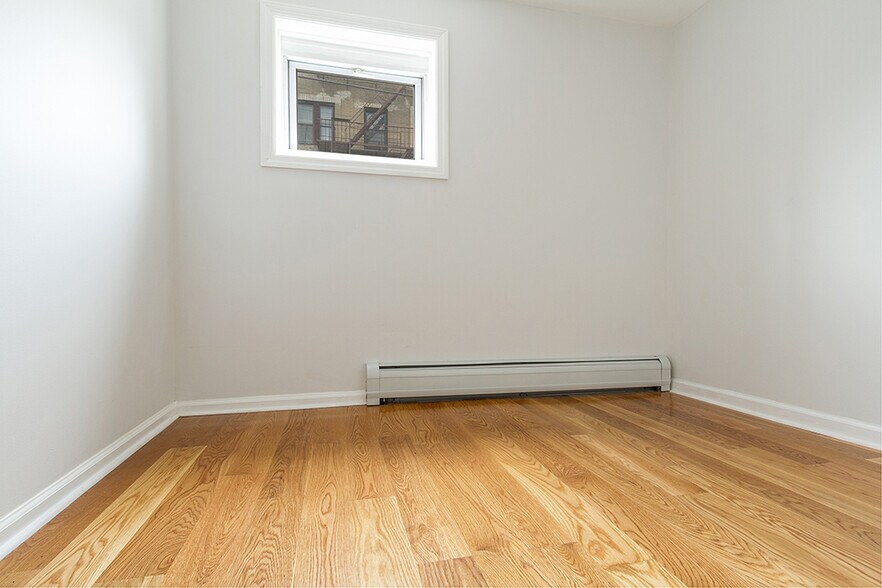 More Photos Of 16 Weldon St, Jersey City Multifamily For Sale
