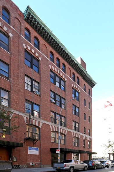 More Photos Of 544-548 W 27th St, New York Loft Creative Space For Lease