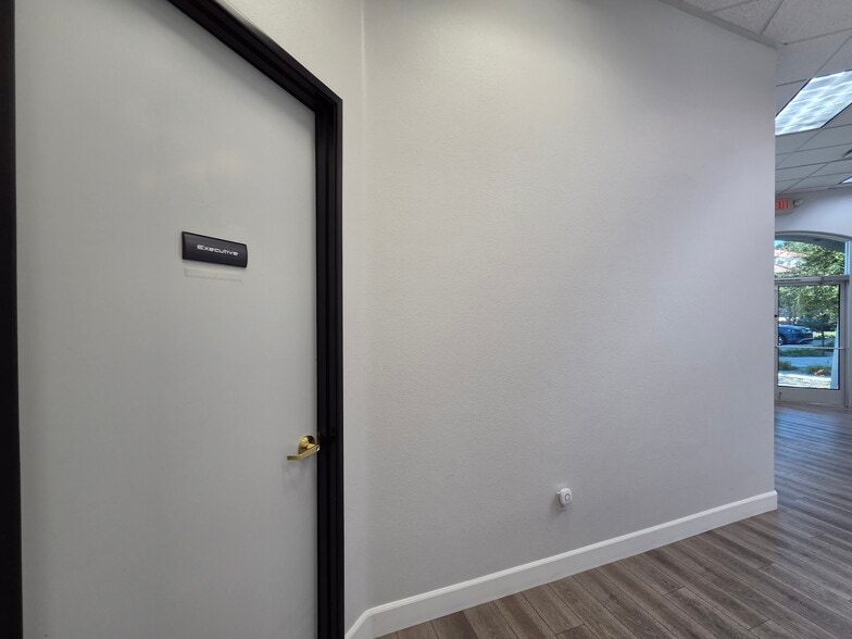 More Photos Of 2435 W Horizon Ridge Pky, Henderson Medical For Lease