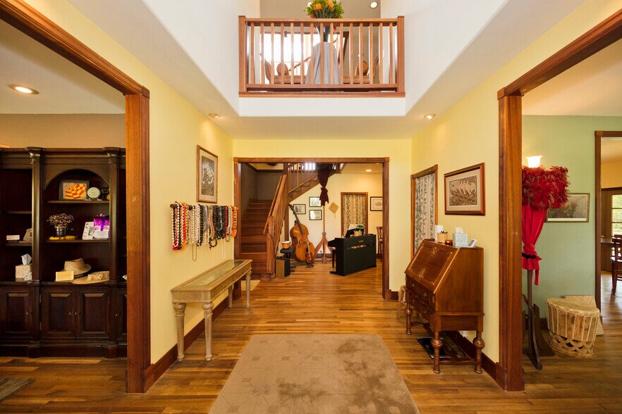 More Photos Of 94-2152 S Point Rd, Naalehu Hotel For Sale