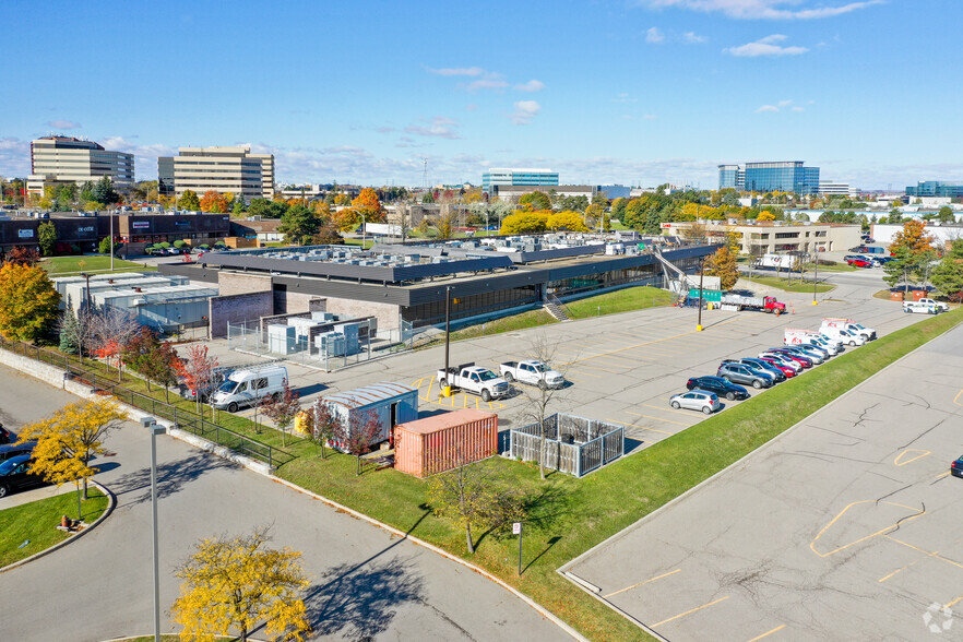 Primary Photo Of 1800 Argentia Rd, Mississauga Telecom Hotel Data Hosting For Lease