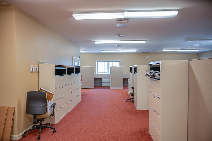 More Photos Of 105 River Ave, Lakewood Office For Lease