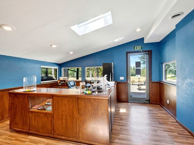 More Photos Of 16451 Golf rd, Cobb Golf Course Driving Range For Sale