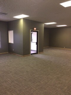 More Photos Of 817 Kilbourne St, Bellevue Medical For Lease