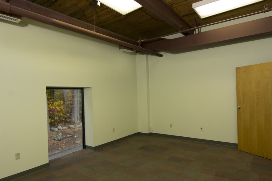 More Photos Of 63 Great Rd, Maynard Loft Creative Space For Sale