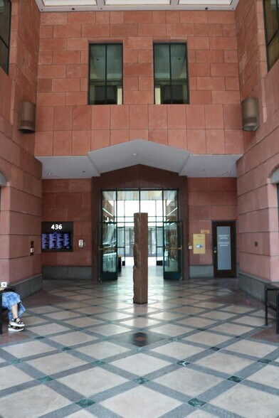 More Photos Of 405 N Bedford Dr, Beverly Hills Medical For Lease
