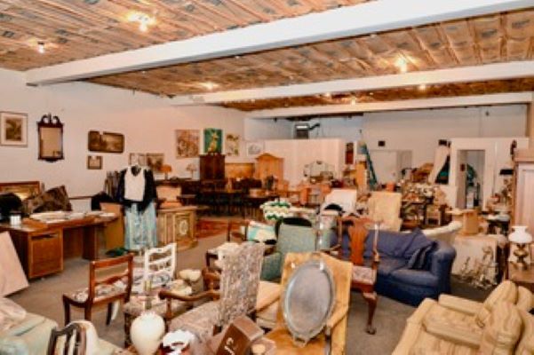 More Photos Of 1060-1066 Englewood Ave, Buffalo General Retail For Sale